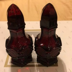“MARK DOWN” Avon Cape Cod salt 🧂 and pepper shakers